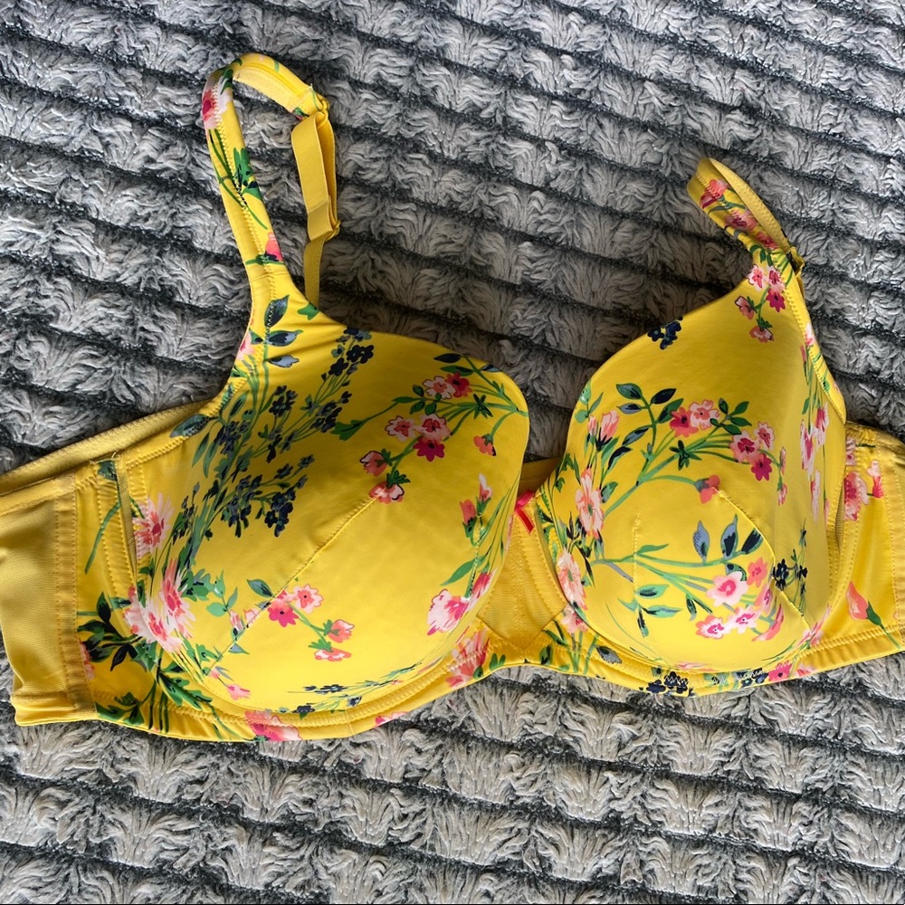 ✨yellow floral bra